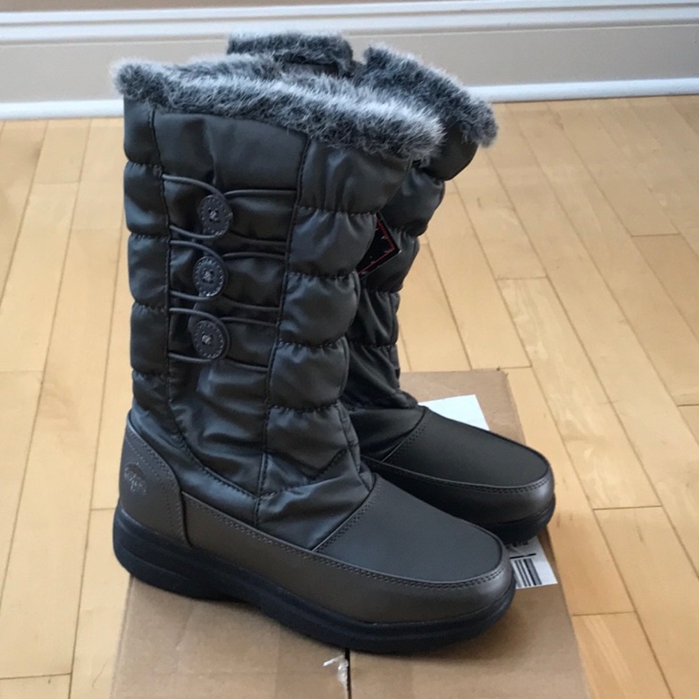 New TOTES Snow Rain Boots - waterproof w thermolite- sz 6M - in box